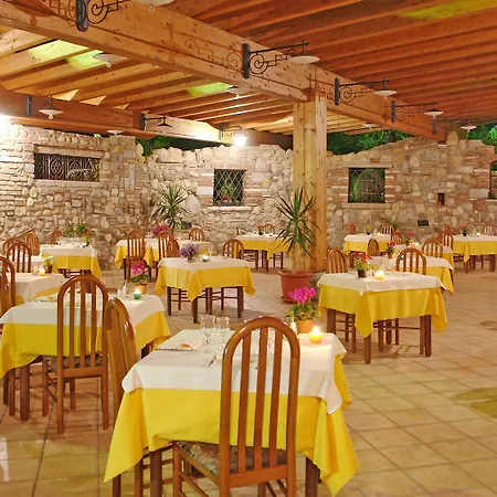 La Pergola Hotel 3*
